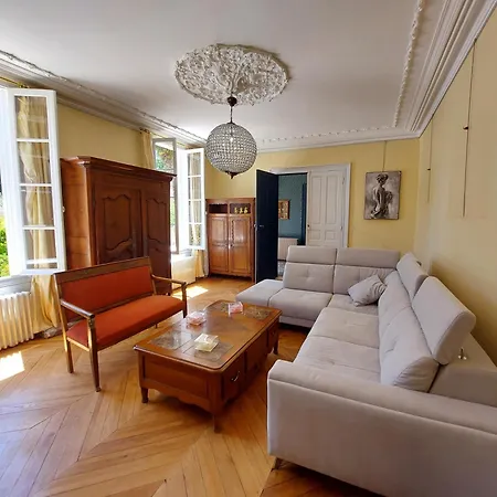 Villa Chateau Emile Haroch