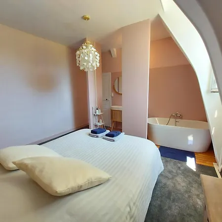 Chateau Emile Haroch Villa *