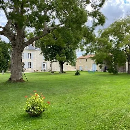 Chateau Emile Haroch Villa *